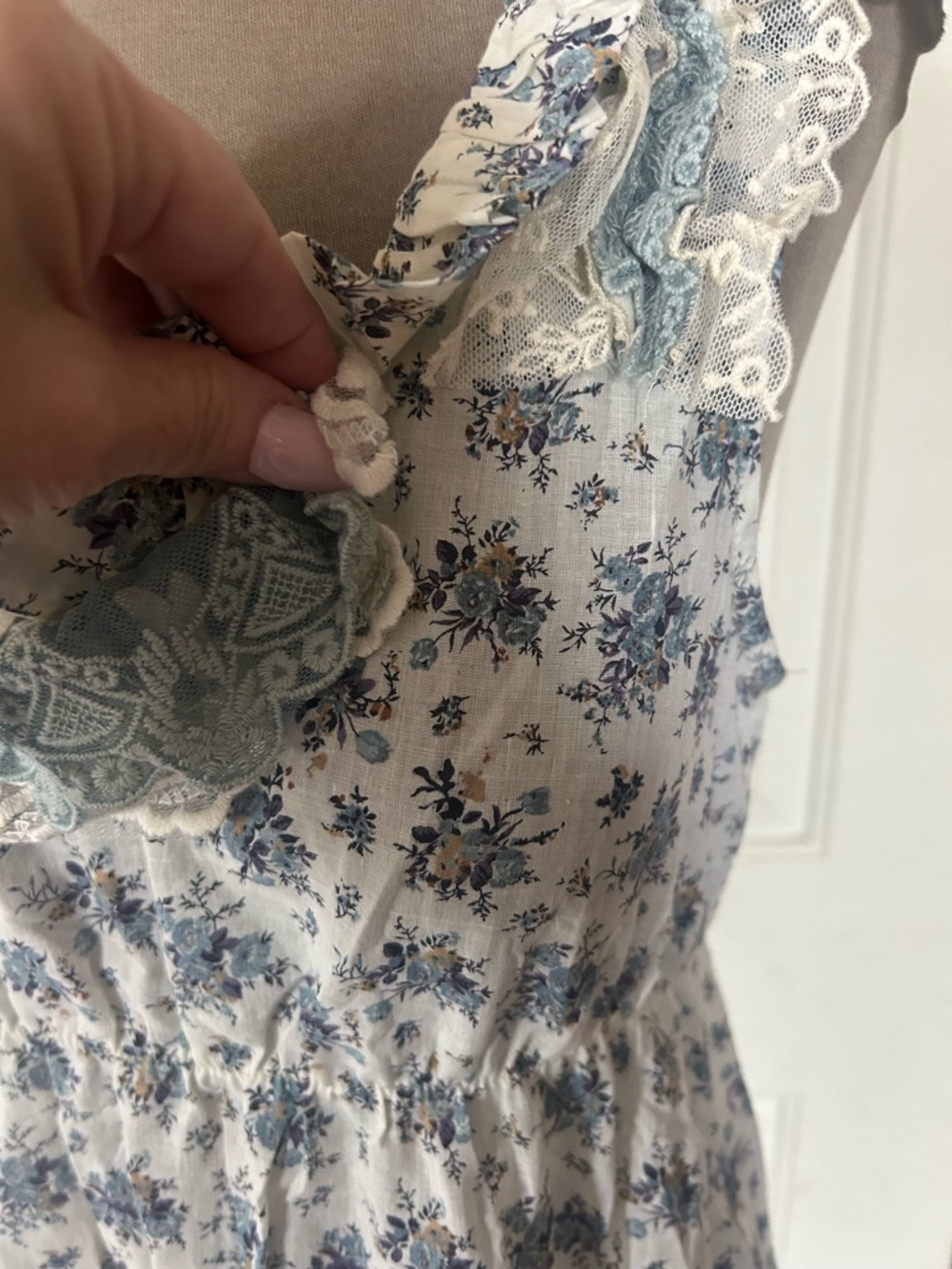 Dress - Picture 13 of 16